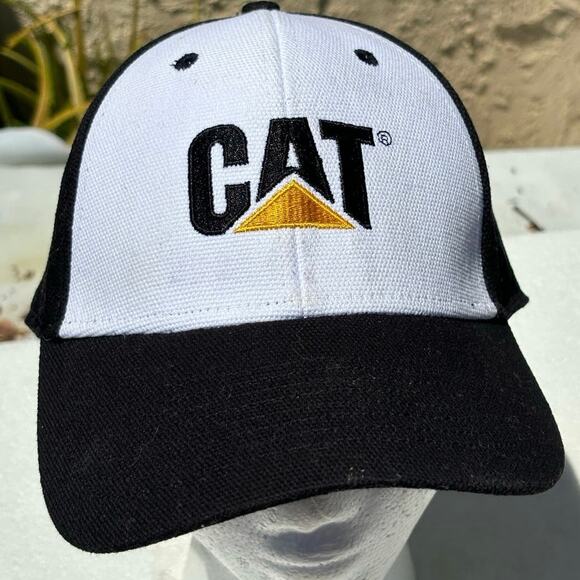 White & Black Hat - Picture 1 of 5